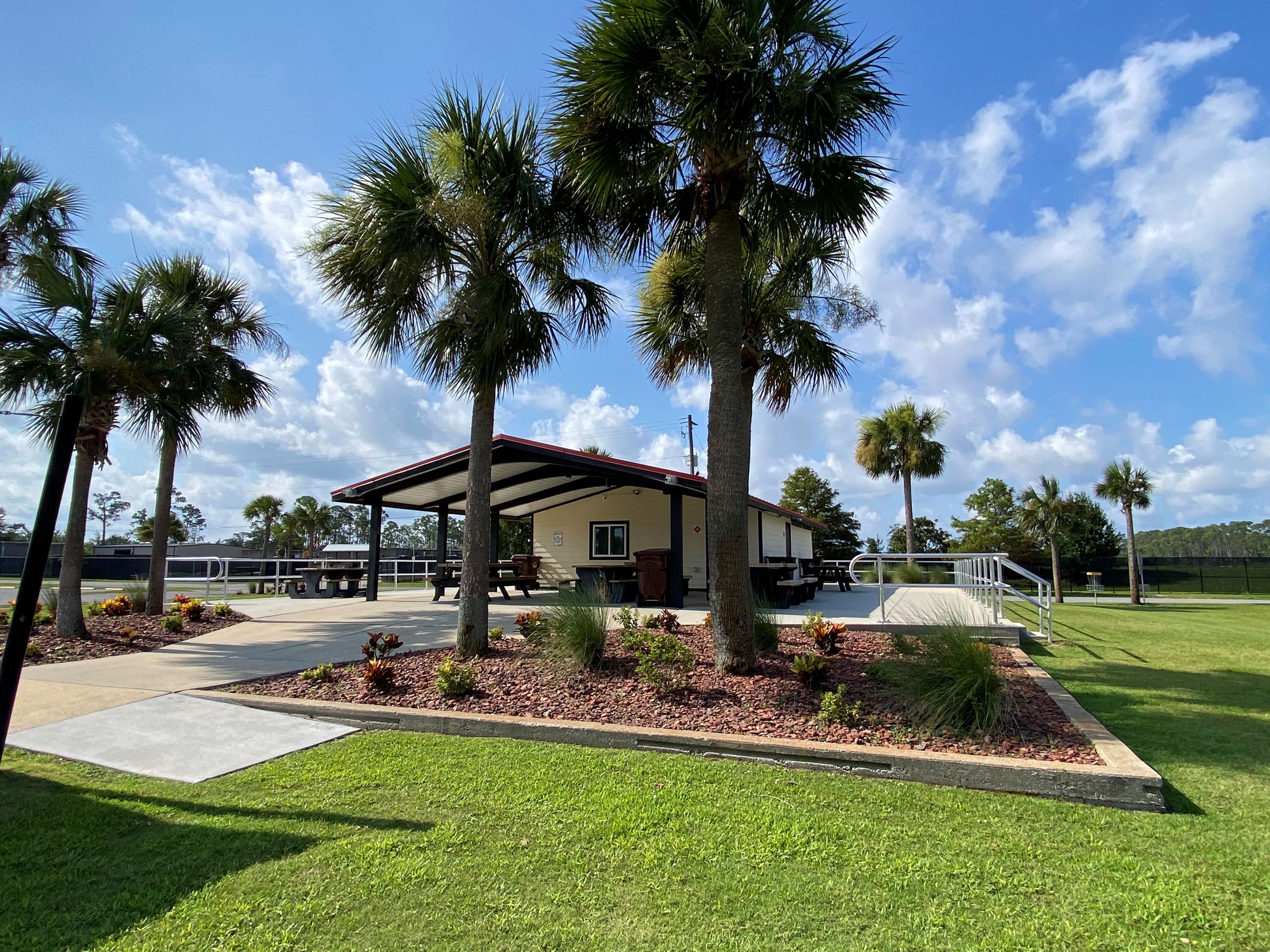 Kinsaul Concession Overhang